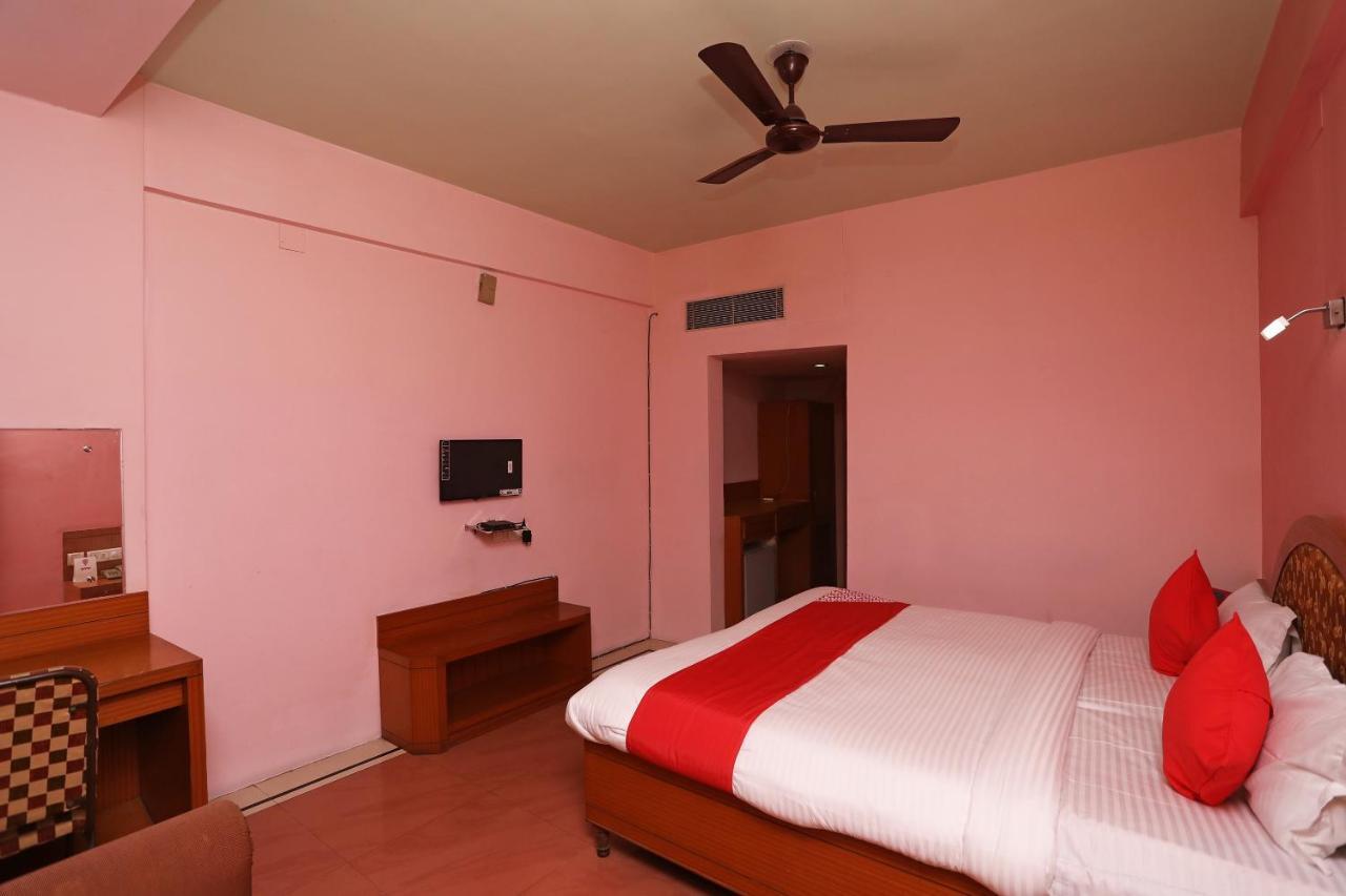 Hotel Keshari Bhubaneswar Extérieur photo