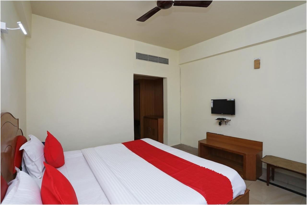 Hotel Keshari Bhubaneswar Extérieur photo